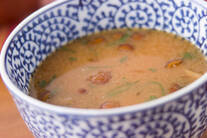 納豆と大葉のみそ汁