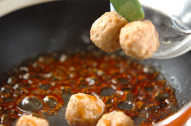 肉団子の照り焼き大葉和えの作り方の手順3