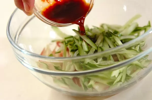 ミョウガとキュウリのサラダ風和えそうめんの作り方2