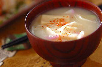 高野豆腐の白みそ汁