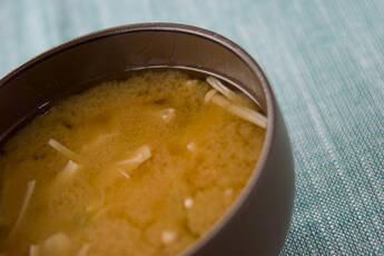 ジャガイモのみそ汁