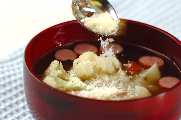 カリフラワースープの作り方の手順4