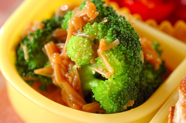 ブロッコリーのナメタケ和え