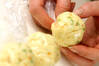炒り卵ボールの作り方の手順3