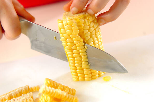 トウモロコシと枝豆のバター炒めの作り方の手順1