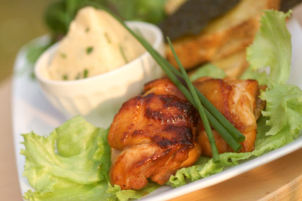 照り焼きチキンのオープンサンド