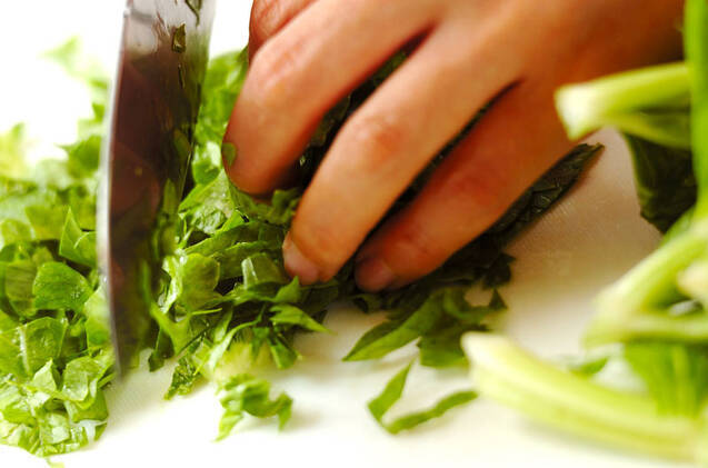 セロリのジャコきんぴらの作り方の手順1