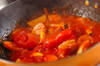 チキンとズッキーニのトマト煮の作り方の手順3