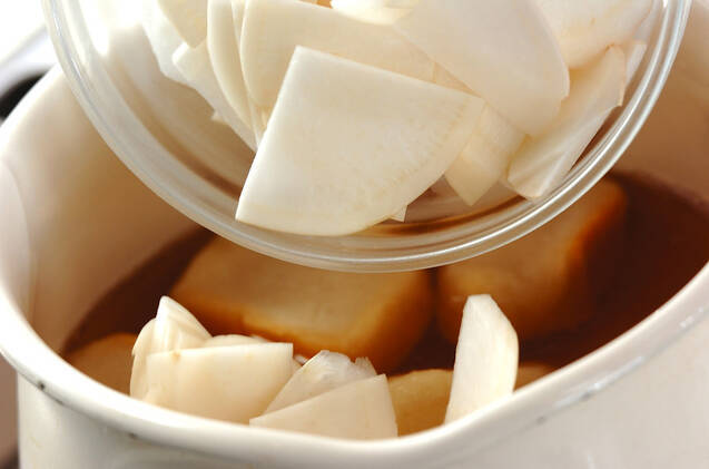 カブのかきたま汁の作り方の手順3