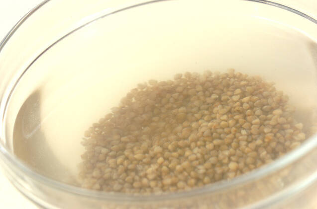 そば米入りお吸い物の作り方の手順1