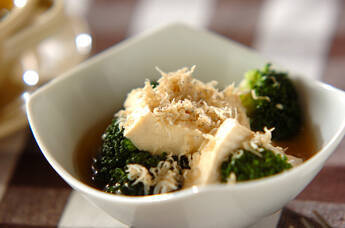 ブロッコリーと豆腐のサッと煮