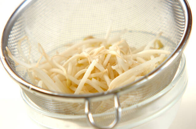 サッパリモヤシのナムルの作り方の手順4