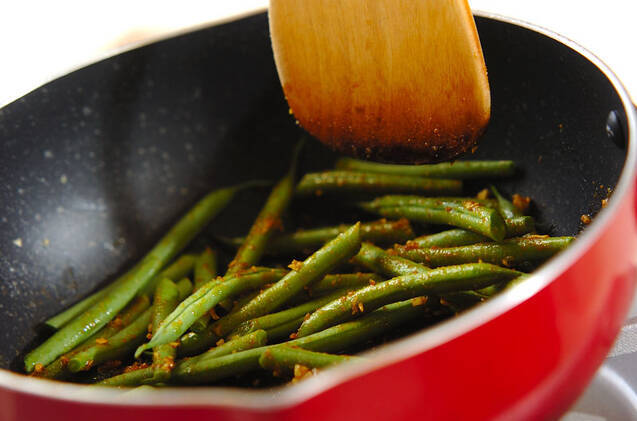 インゲンのサブジの作り方の手順2