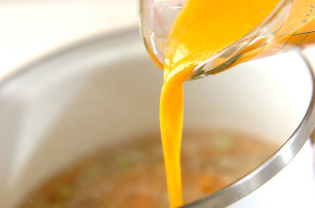 エンドウ豆の卵とじの作り方の手順3