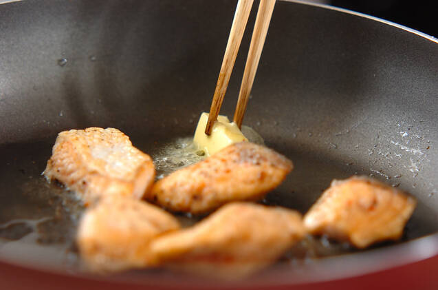 サーモンと白菜のソテーの作り方の手順2