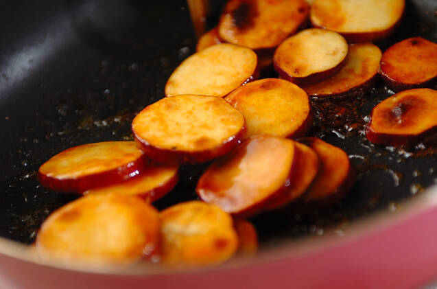 サツマイモのピリ辛煮の作り方の手順3