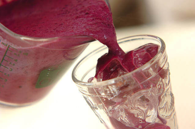 カシスホワイトチョコレートドリンクの作り方の手順5