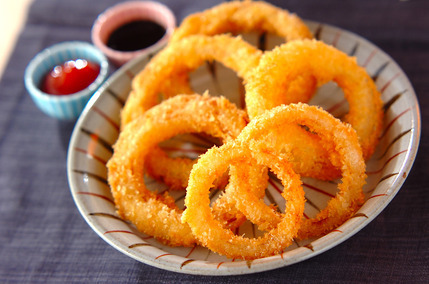 みんな大好き！サクサクなオニオンリング