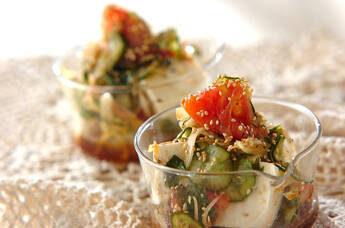 奴とトマトの薬味サラダ