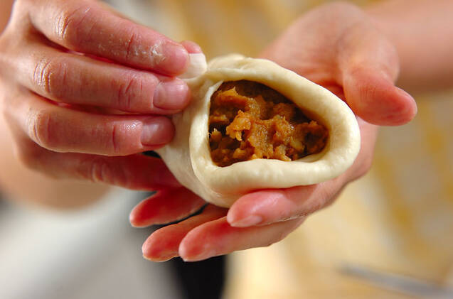 パリッとチーズのポテトカレーパンの作り方の手順6