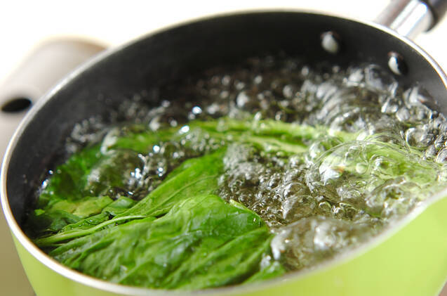 カブとサーモンのサラダの作り方の手順2