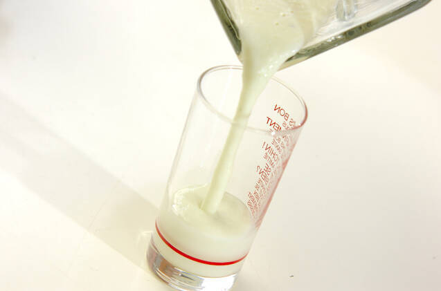 ぜいたくジューシー！メロンジュースの作り方の手順2