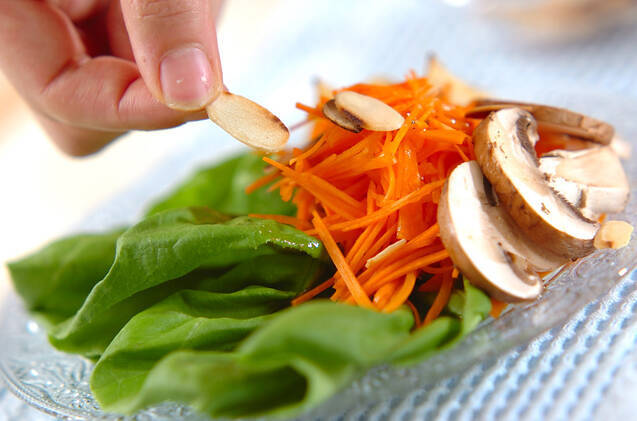 ニンジンと焼きチーズのサラダの作り方の手順6