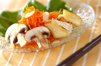 ニンジンと焼きチーズのサラダ