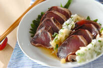 カツオのサッパリおろしのせ