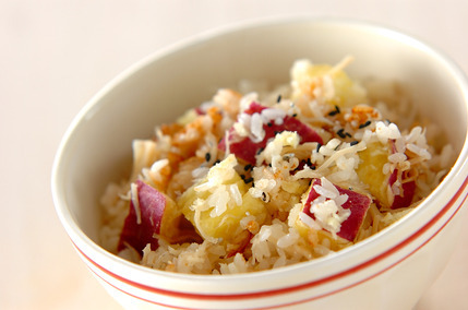 もっちり！サツマイモとジャコの炊き込みご飯