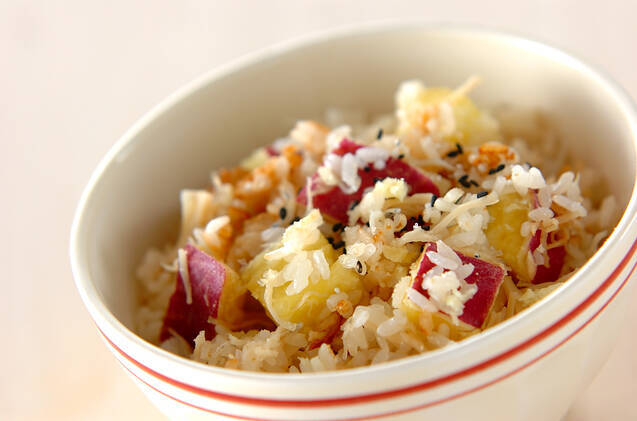 もっちり！サツマイモとジャコの炊き込みご飯