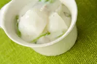 小カブのミルクスープ