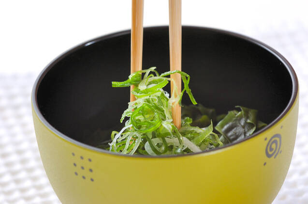 豆腐とワカメの麦みそ汁の作り方の手順4
