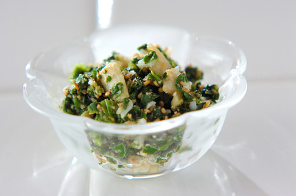 小松菜と麩のゴマ和え