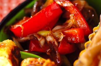 パプリカのオイスター炒め