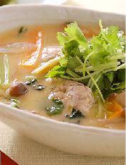 お魚団子スープ