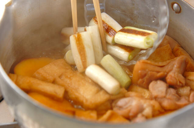 サツマイモと鶏肉の煮物の作り方の手順3