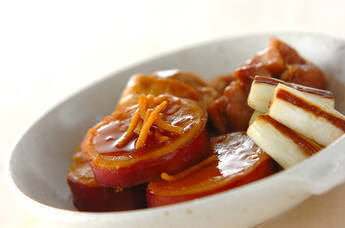 サツマイモと鶏肉の煮物