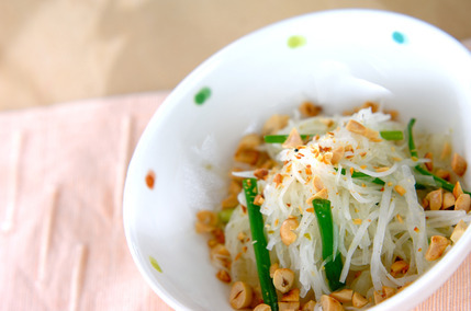 大根と細ネギのサラダ