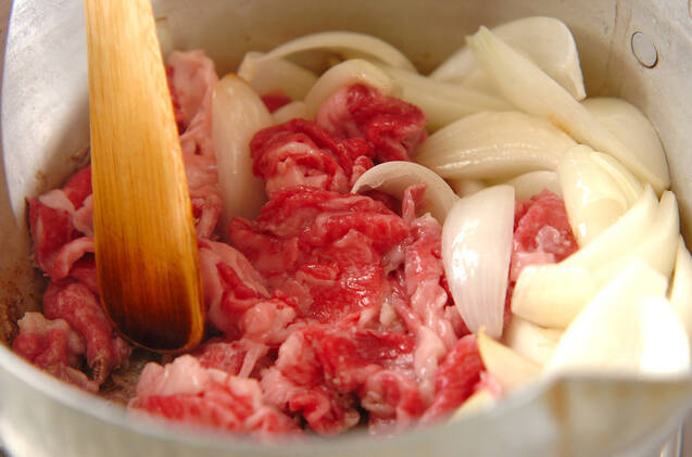 【プロが教える定番】基本の肉じゃがの作り方の手順5