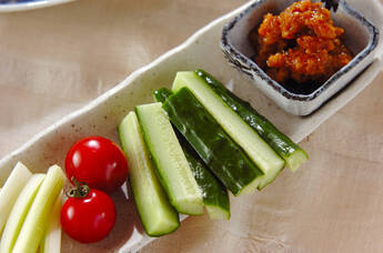 キュウリのもろみ添え