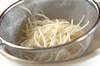 モヤシとちくわのゴマ酢和えの作り方の手順5