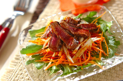 菊菜のステーキサラダ