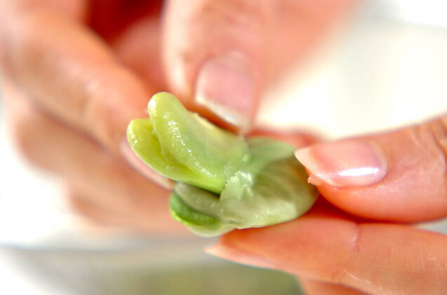 ソラ豆チャーハンの作り方の手順1