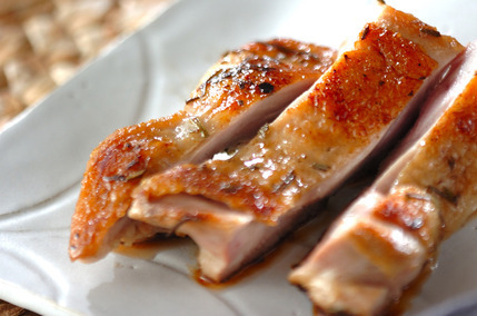 鶏もも肉のフライパンハーブ焼き