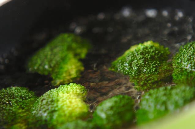 ブロッコリーの白和えの作り方の手順1