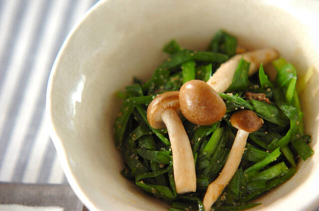 ニラとシメジのおひたし