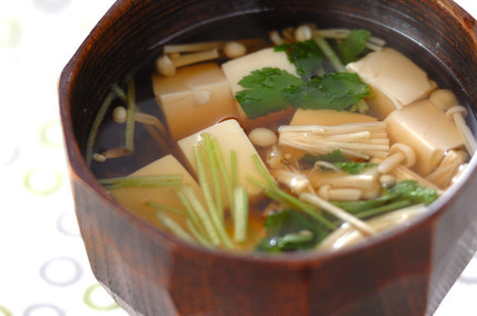 豆腐とミツバのお吸い物
