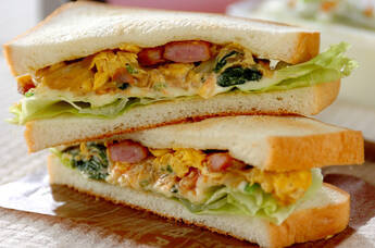 オープンオムレツサンド