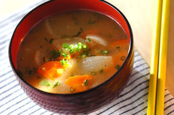 いろいろ野菜のみそ汁
